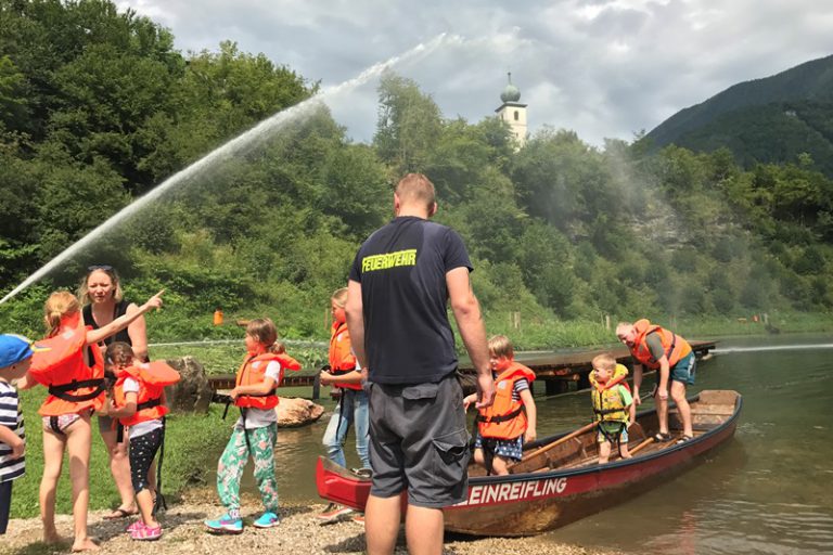 Lustiger Ferienspass mit über 50 Kindern