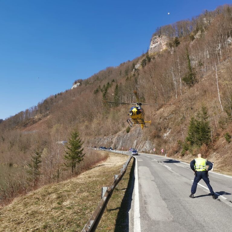 Schwerer Motorradunfall zwischen Kleinreifling und Weyer